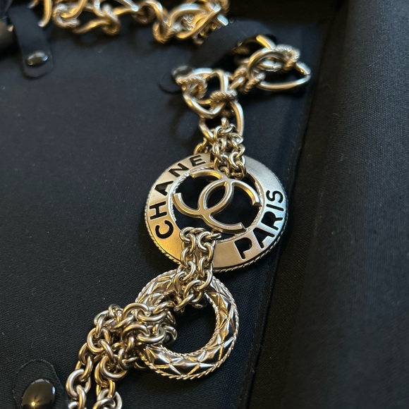 Chanel Metal Pearl Chain Paris Necklace - Picture 5 of 8
